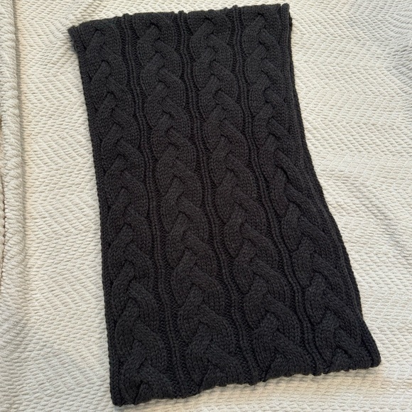 Indigo Chunky Knit Loop Scarf - Picture 2 of 4